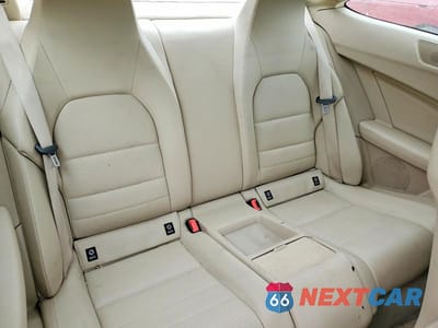 Zdjęcie 10 z 12 samochodu: 2013 MERCEDES-BENZ C 250 VIN:WDDGJ4HB1DG010998 - miniatura