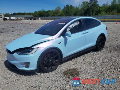 2017 TESLA MODEL X 5YJXCDE25HF051269 - główne zdjęcie licytacji z USA - miniatura