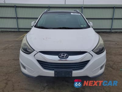 Piąte zdjęcie samochodu w środku: 2015 HYUNDAI TUCSON LIMITED VIN:KM8JU3AG2FU091484 - miniatura