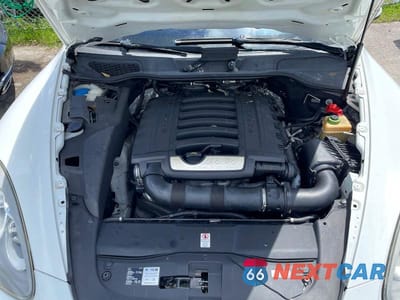 Zdjęcie 7 z 14 samochodu: 2014 PORSCHE CAYENNE VIN:WP1AA2A24ELA95373 - miniatura