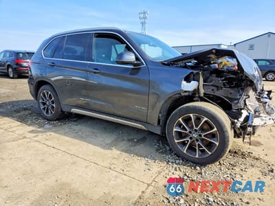 Czwarte zdjęcie samochodu z boku: 2018 BMW X5 XDRIVE35I VIN:5UXKR0C57J0X86613 - miniatura
