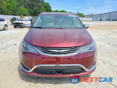 Piąte zdjęcie samochodu w środku: 2018 CHRYSLER PACIFICA HYBRID LIMITED VIN:2C4RC1N79JR115892 - miniatura