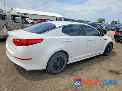 Trzecie zdjęcie samochodu z tyłu: 2015 KIA OPTIMA LX VIN:KNAGM4A73F5621523 - miniatura