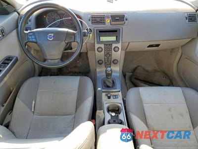 Zdjęcie 8 z 12 samochodu: 2005 VOLVO S40 2.4I VIN:YV1MS382552049610 - miniatura