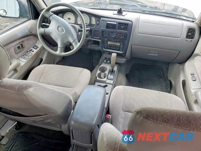 Zdjęcie 8 z 12 samochodu: 2004 TOYOTA TACOMA DOUBLE CAB PRERUNNER VIN:5TEGN92N24Z342519 - miniatura