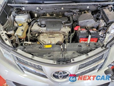Zdjęcie 11 z 12 samochodu: 2015 TOYOTA RAV4 LE VIN:2T3BFREV9FW243262 - miniatura