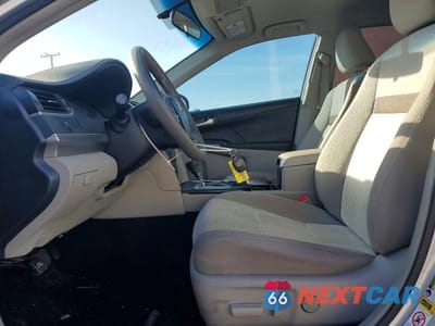 Zdjęcie 7 z 11 samochodu: 2012 TOYOTA CAMRY LE VIN:4T4BF1FK1CR254076 - miniatura