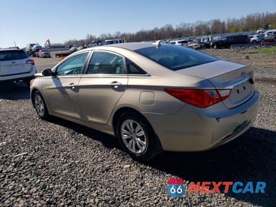 Drugie zdjęcie samochodu z przodu: 2011 HYUNDAI SONATA GLS VIN:5NPEB4AC3BH106075 - miniatura