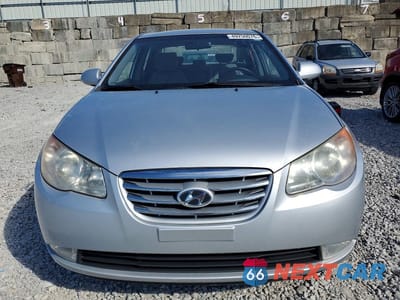Piąte zdjęcie samochodu w środku: 2010 HYUNDAI ELANTRA GLS VIN:KMHDU4AD2AU203847 - miniatura
