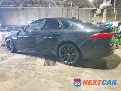Drugie zdjęcie samochodu z przodu: 2016 JAGUAR XF S VIN:SAJBG4BV0GCY11103 - miniatura