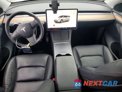 Zdjęcie 8 z 12 samochodu: 2024 TESLA MODEL Y VIN:7SAYGAEE2RF054149 - miniatura