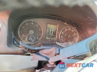 Zdjęcie 9 z 12 samochodu: 2012 VOLKSWAGEN PASSAT SE VIN:1VWBP7A39CC051776 - miniatura
