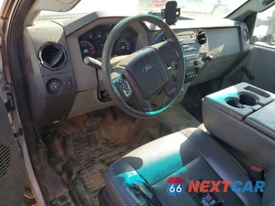 Zdjęcie 8 z 12 samochodu: 2013 FORD F350 SUPER DUTY VIN:1FDRF3G63DEA10057 - miniatura