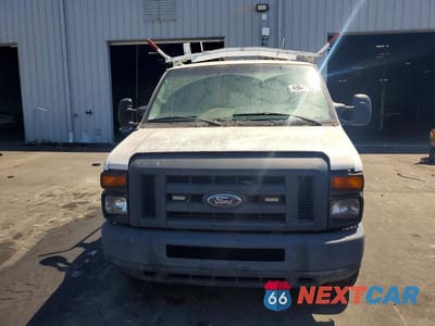 Piąte zdjęcie samochodu w środku: 2013 FORD ECONOLINE E150 VAN VIN:1FTNE1EW4DDA10863 - miniatura