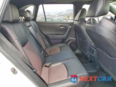 Zdjęcie 11 z 13 samochodu: 2023 TOYOTA RAV4 PRIME XSE VIN:JTMEB3FV4PD122156 - miniatura