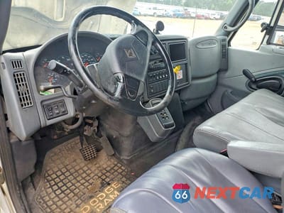 Zdjęcie 8 z 12 samochodu: 2005 INTERNATIONAL 4400 REFRIGERATED BOX TRUCK VIN:1HTMKAAN65H695107 - miniatura
