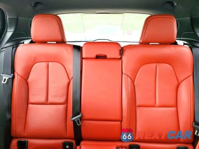 Zdjęcie 10 z 14 samochodu: 2019 VOLVO XC40 T5 MOMENTUM VIN:YV4162UK7K2052370 - miniatura