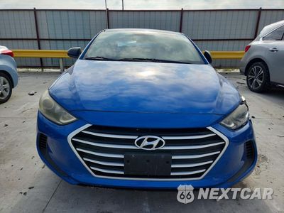 Piąte zdjęcie samochodu w środku: 2017 HYUNDAI ELANTRA SE VIN:KMHD84LFXHU272024 - miniatura