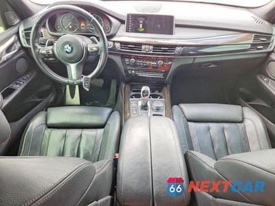 Zdjęcie 8 z 12 samochodu: 2018 BMW X5 XDRIVE50I VIN:5UXKR6C53JL080269 - miniatura