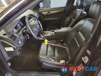 Zdjęcie 7 z 12 samochodu: 2008 MERCEDES-BENZ C 350 VIN:WDDGF56X98F039988 - miniatura
