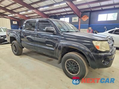 Czwarte zdjęcie samochodu z boku: 2006 TOYOTA TACOMA DOUBLE CAB VIN:5TELU42N96Z182128 - miniatura