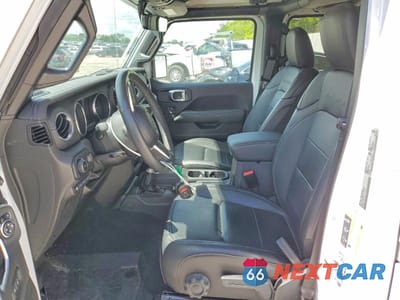 Zdjęcie 7 z 13 samochodu: 2023 JEEP WRANGLER SAHARA 4XE VIN:1C4JJXP62PW583439 - miniatura