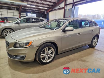 2015 VOLVO V60 PLATINUM YV1612SM9F1267136 - główne zdjęcie licytacji z USA - miniatura