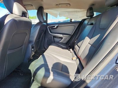Zdjęcie 11 z 13 samochodu: 2015 VOLVO V60 PREMIER VIN:YV1612SK0F1228837 - miniatura