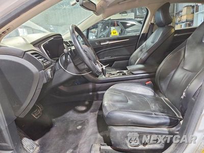 Zdjęcie 7 z 12 samochodu: 2017 FORD FUSION TITANIUM VIN:3FA6P0K98HR118087 - miniatura