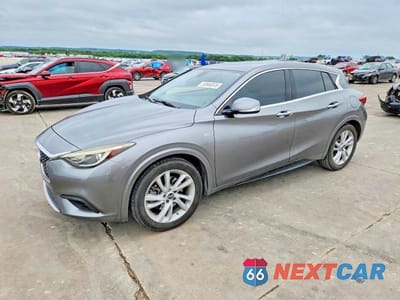 2018 INFINITI QX30 LUXURY SJKCH5CPXJA053292 - główne zdjęcie licytacji z USA - miniatura