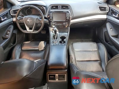 Zdjęcie 8 z 13 samochodu: 2017 NISSAN MAXIMA 3.5 SV VIN:1N4AA6AP9HC456532 - miniatura
