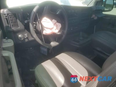 Zdjęcie 8 z 13 samochodu: 2024 GMC 2500 VIN:1GTW7AFP5R1213954 - miniatura