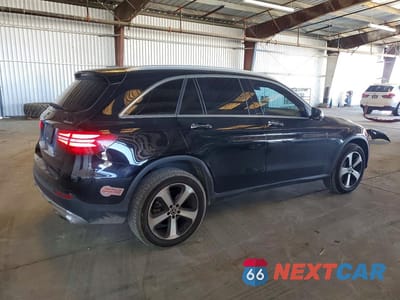 Trzecie zdjęcie samochodu z tyłu: 2019 MERCEDES-BENZ GLC 350E VIN:WDC0G5EB5KF573540 - miniatura