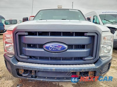 Piąte zdjęcie samochodu w środku: 2015 FORD F250 SUPER DUTY VIN:1FT7X2B68FEA28003 - miniatura