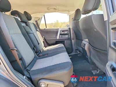 Zdjęcie 11 z 14 samochodu: 2018 TOYOTA 4RUNNER SR5 VIN:JTEBU5JR0J5542125 - miniatura