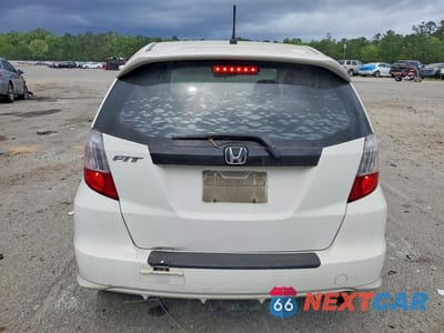 Zdjęcie 6 z 12 samochodu: 2010 HONDA FIT SPORT VIN:JHMGE8H4XAC030241 - miniatura