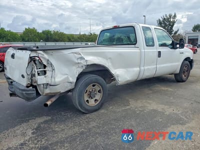 Trzecie zdjęcie samochodu z tyłu: 2006 FORD F250 SUPER DUTY VIN:1FTSX20506EA93061 - miniatura