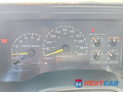 Zdjęcie 9 z 12 samochodu: 1998 CHEVROLET GMT-400 K1500 VIN:2GCEK19RXW1147964 - miniatura