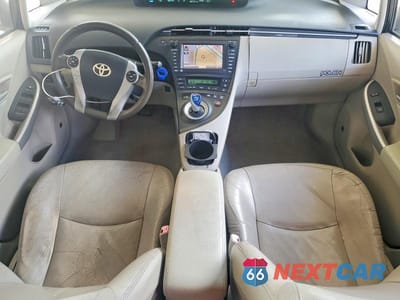 Zdjęcie 8 z 12 samochodu: 2010 TOYOTA PRIUS V VIN:JTDKN3DU9A0150697 - miniatura