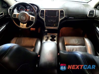 Zdjęcie 8 z 12 samochodu: 2013 JEEP GRAND CHEROKEE LAREDO VIN:1C4RJFAG0DC560737 - miniatura