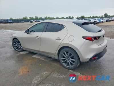 Drugie zdjęcie samochodu z przodu: 2023 MAZDA 3 PREFERRED VIN:JM1BPALM0P1616116 - miniatura