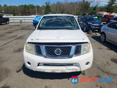 Piąte zdjęcie samochodu w środku: 2012 NISSAN PATHFINDER S VIN:5N1AR1NN4CC637606 - miniatura