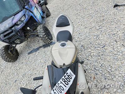 Piąte zdjęcie samochodu w środku: 2005 KAWASAKI ZX636 C1 VIN:JKBZXJC185A003555 - miniatura