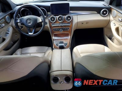 Zdjęcie 8 z 12 samochodu: 2015 MERCEDES-BENZ C 300 VIN:55SWF4JB1FU057008 - miniatura