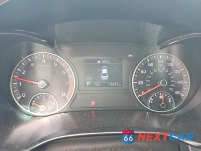 Zdjęcie 9 z 12 samochodu: 2019 KIA OPTIMA LX VIN:5XXGT4L3XKG275816 - miniatura