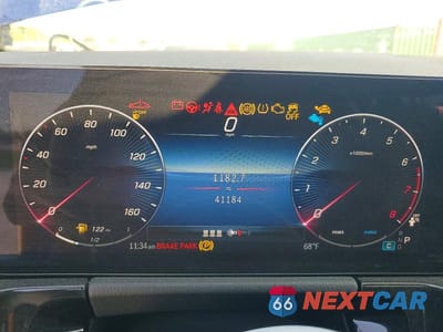 Zdjęcie 9 z 13 samochodu: 2025 MERCEDES-BENZ GLA 250 4MATIC VIN:W1N4N4HB2SJ626638 - miniatura