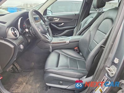 Zdjęcie 7 z 12 samochodu: 2020 MERCEDES-BENZ GLC 300 4MATIC VIN:W1N0G8EB4LF840054 - miniatura