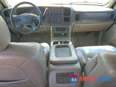 Zdjęcie 8 z 14 samochodu: 2005 GMC YUKON XL K1500 VIN:3GKFK16Z35G165600 - miniatura