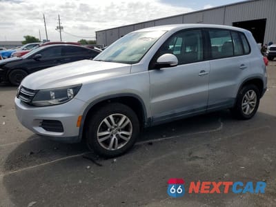 2012 VOLKSWAGEN TIGUAN S WVGAV7AX6CW525541 - główne zdjęcie licytacji z USA - miniatura