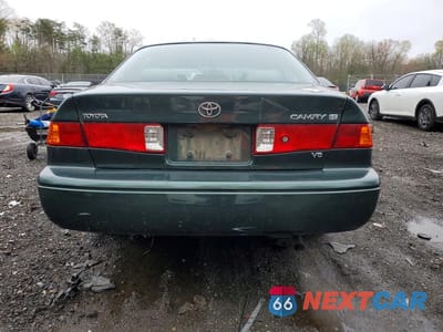 Zdjęcie 6 z 11 samochodu: 2001 TOYOTA CAMRY LE V6 VIN:4T1BF22K31U131558 - miniatura